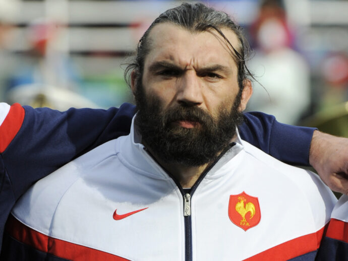 “Non ricordo neanche la nascita delle mie figlie per i troppi colpi in testa che ho preso”: il racconto di Chabal