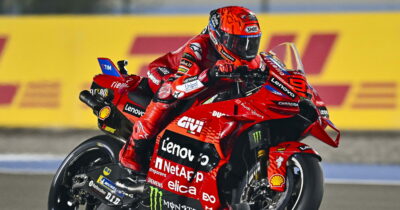Copertina di MotoGP a Le Mans: i Marquez primo e secondo nella Sprint. Sabato nero per Bagnaia