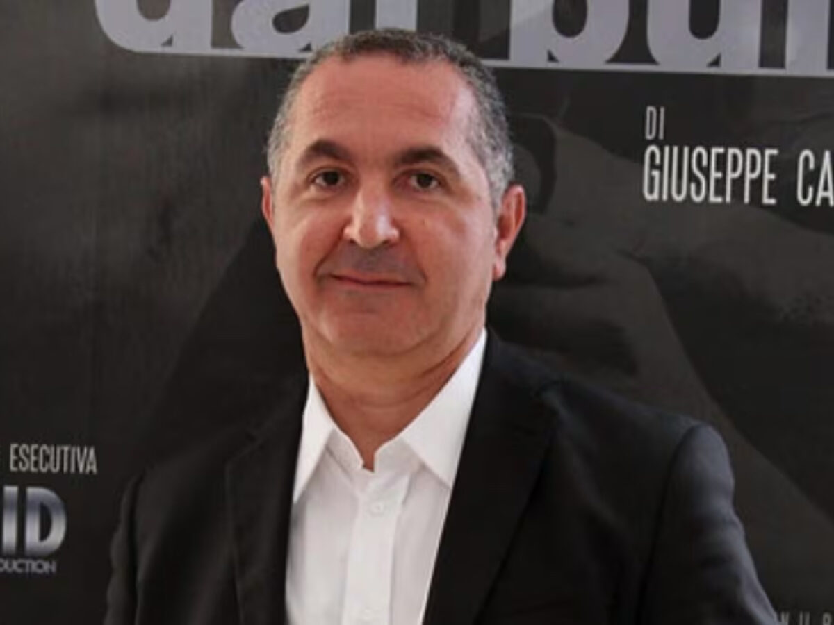 È morto Giuseppe Carrisi, il giornalista Rai del GR3 ricordato dai colleghi che si commuovono in diretta