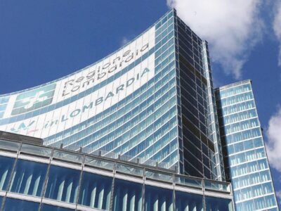 Copertina di Regione Lombardia, terra dei vitalizi: 10 mila € in più all’anno