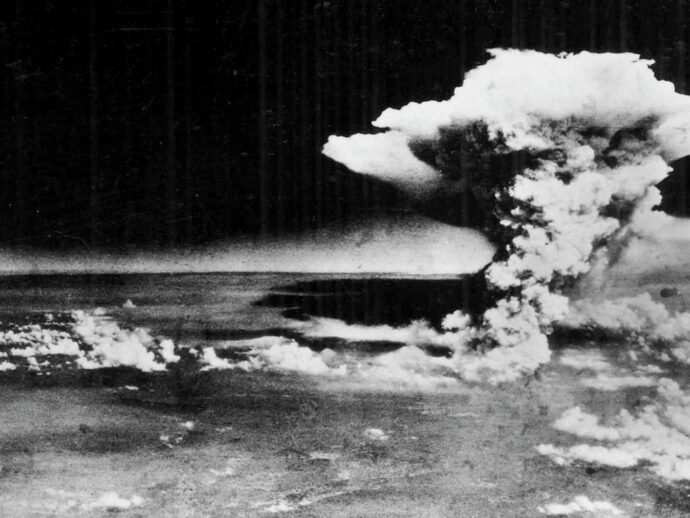 Paul Jay: “Come nel 1949: la menzogna dell’invasione per i nostri affari”