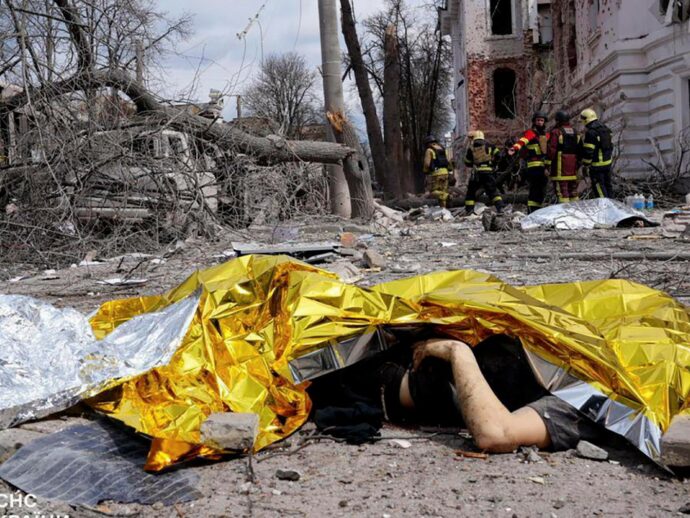 Ucraina, missili russi a Sumy, 34 morti. Usa: “Oltre i limiti della decenza”