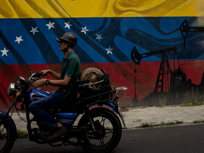 Gas, Trump colpisce Caracas: Eni tratta per riavere 2 miliardi