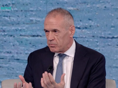 Copertina di Dazi di Trump, Cottarelli a Che tempo che fa: “Preoccupato che si possa arrivare a qualcosa di peggiore”