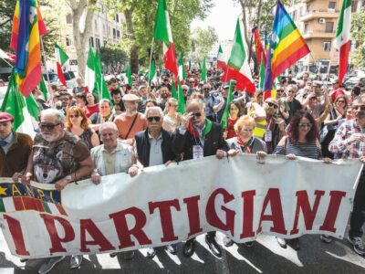 Copertina di Fi: “No finanziamenti a 25 aprile e 2 giugno”