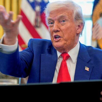 Copertina di Trump: “Guerra in Ucraina colpa di Biden, Zelensky e Putin. Ora la fermo”