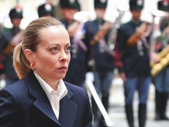 Farmaci, dazi, armi: le offerte per placare Trump