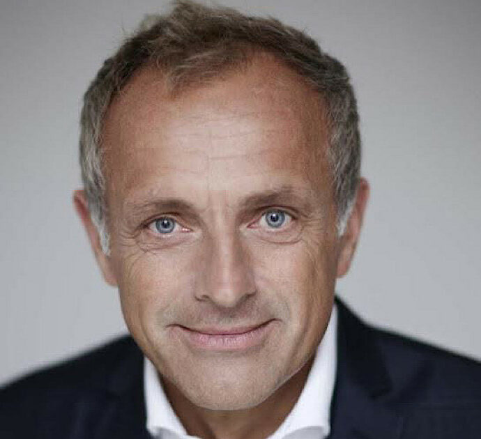 È morto dopo una caduta sugli scii Michael Halbye, top manager della Lego. L’addio della regina Mary di Danimarca: “Era mio amico”