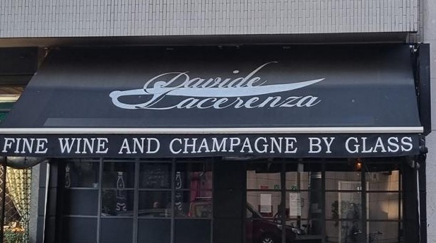 “Io in quel periodo sono stato un pollo. Nessuno mi ha obbligato: una bottiglia che costava 3mila euro per me poteva costarne 100mila”: parla l’uomo che ha speso un milione in Gintoneria