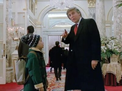 Copertina di “Vorrei poter tagliare la scena del mio film dove appare Donald Trump, è una maledizione”: lo sfogo del regista di “Mamma ho perso l’aereo”