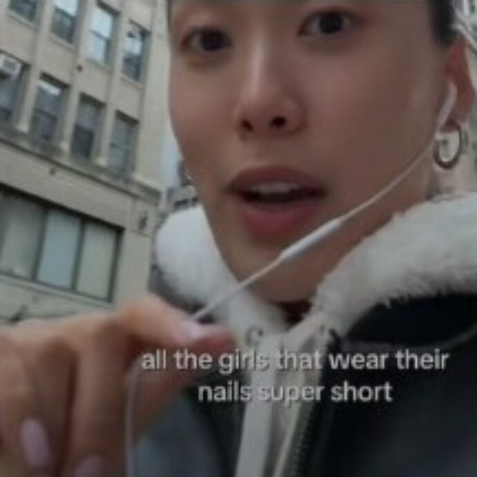 “Le ragazze con le unghie corte hanno più sicurezza in se stesse, si vede che non gliene frega nulla di cosa pensano gli altri”: il video virale su TikTok