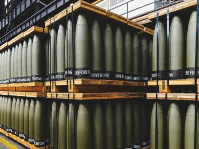Copertina di Nuove prospettive di riarmo: ecco come la Nato – tramite un suo fondo – investe miliardi nelle start up militari
