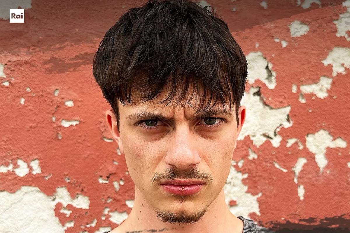 “Mi hanno detto che ero fastidioso, viscido, unto da vedere, che facevo un po’ schifo. Sono felice che mi dicano questo”: così Francesco Luciani su Mare Fuori