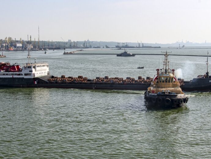 Guerra, la sicurezza passa per il Mediterraneo: così mine galleggianti e petrolio minacciano la pace futura