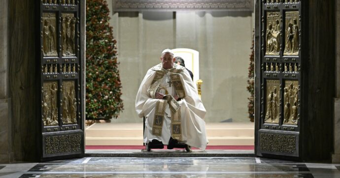 Il Papa è morto durante il Giubileo: il precedente del 1700 quando Innocenzo XII non riuscì a chiudere la Porta santa