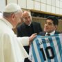 Copertina di Francesco, la fede nel “fútbol”, la maglia numero 4 e il mito di Pontoni: il calcio come manuale d’istruzioni per la vita