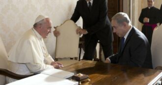 Papa Francesco, il silenzio di Netanyahu per la morte del pontefice che ipotizzò il genocidio. Il rabbino di Trieste: "Bergoglio era molto problematico"