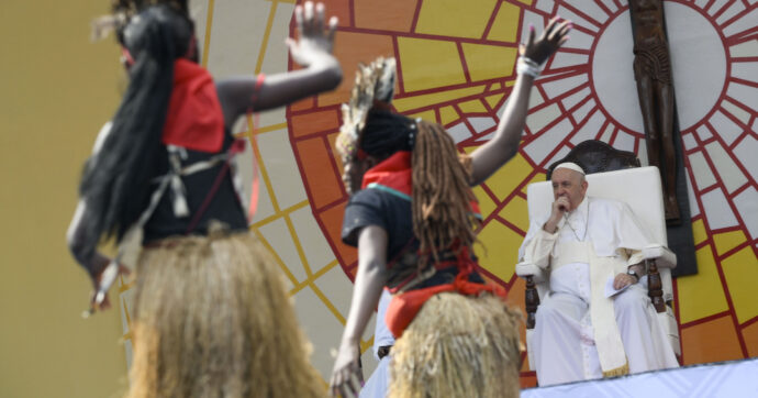 Papa Francesco e lo sforzo per visitare il Congo. Ricordò Attanasio, Iacovacci e Milambo: “Seminatori di pace”