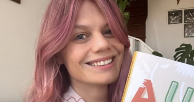 Copertina di “Bevevo tequila per sopravvivere, poi a 30 anni una diagnosi medica mi ha salvato letteralmente la vita”: la storia dell’ex modella Leanne Maskell