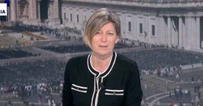 Copertina di Cinque milioni di italiani hanno seguito le edizioni straordinarie del Tg1 e del Tg5 con l’annuncio della morte di Papa Francesco: la fascia dalle 9 alle 12 ha superato gli 8,2 milioni