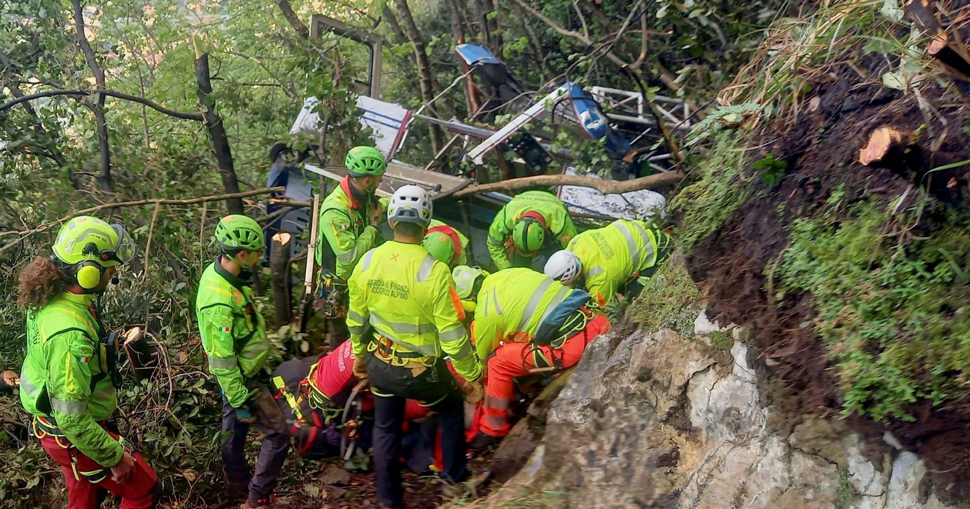 funivia del faito 25 indagati per l incidente anche il presidente di eav e tecnici di ansfisa da Ilfattoquotidiano.it funivia del faito 25 indagati per l incidente anche il presidente di eav e tecnici di ansfisa