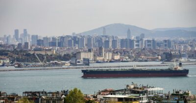 Copertina di Turchia, terremoto a Istanbul: scossa di magnitudo 6,2. “236 feriti o vittime di attacchi di panico”