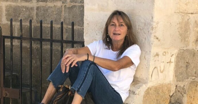 Ex consigliera di Alassio muore schiacciata da un letto contenitore, aveva 62 anni