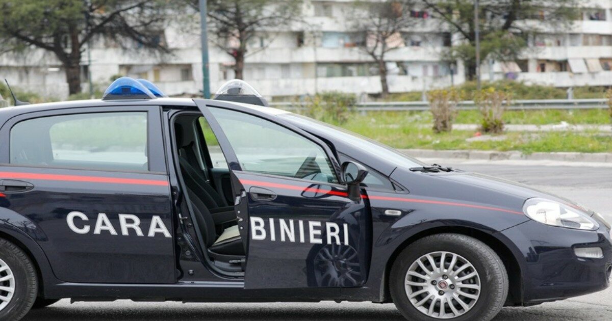 Bambino di 3 anni cade dal balcone di casa nel Pistoiese: è grave Bambino di 3 anni cade dal balcone di casa nel Pistoiese: è grave