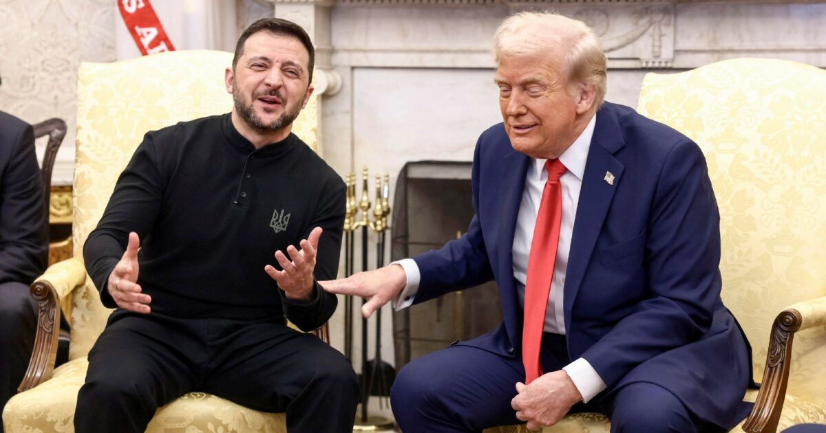 Trump a Zelensky: “Perché non avete colpito Mosca?”. La risposta: “Se ci date le armi, lo facciamo” Trump a Zelensky: “Perché non avete colpito Mosca?”. La risposta: “Se ci date le armi, lo facciamo”