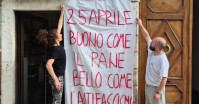 Copertina di 25 Aprile, la versione della Questura sullo striscione della fornaia di Ascoli: “Né identificazione, né rimozione”