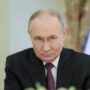 Copertina di “Ucraina e Usa vicini a un accordo sulle terre rare”. Peskov: “La Russia deve vincere ma Putin aperto ai negoziati”