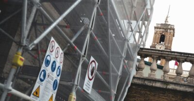 Copertina di Cemento selvaggio, tornano quelli del “silenzio assenso”