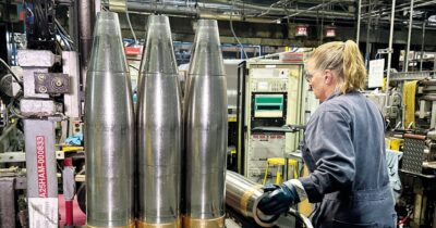 Copertina di Riarmo globale: 2.718 miliardi. È la cifra più alta di tutti i tempi