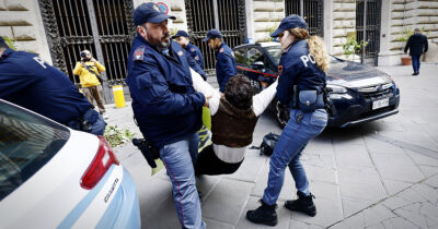 Copertina di "A rischio la nostra forma di Stato, si vuole governare con la paura”: l'appello di 257 giuristi contro il ddl Sicurezza