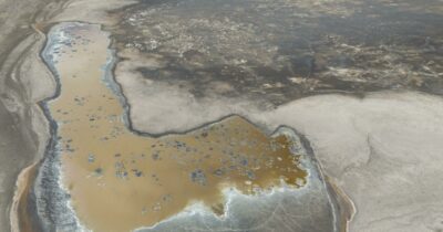 Copertina di Siccità in Sicilia, a Palermo l’acqua razionata ora è pure più cara. Guasti e mala-gestione: la rete idrica ha una perdita del 50%