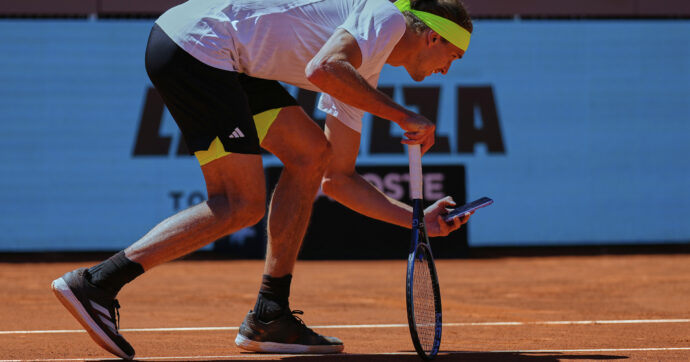 Dai crampi di Sinner alla protesta di Zverev: perché la tecnologia fa cilecca sulla terra rossa