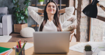 Copertina di “Massimo 6 ore di lavoro, 6 ore con la famiglia, 2 ore con gli amici, 2 ore in palestra e 1 ora per mangiare”: la formula della “giornata perfetta” secondo la Scienza