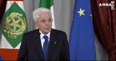Copertina di Il monito di Mattarella: “Le nuove generazioni traggano alimento nella storia da cui hanno origine”