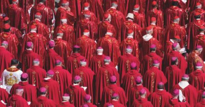 Copertina di Da Tagle a Sarah, a Zuppi: è il primo Conclave social