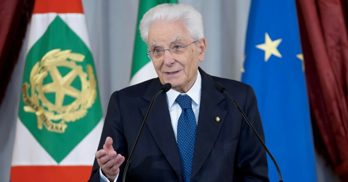 Mattarella per la Festa dell’Europa: “Non arretri davanti alle difficoltà, sia baluardo di speranza per il futuro” Mattarella per la Festa dell’Europa: “Non arretri davanti alle difficoltà, sia baluardo di speranza per il futuro”