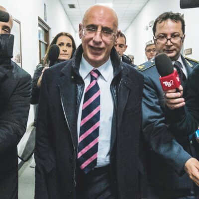 Copertina di Prestipino è indagato: “Svelava a De Gennaro notizie legate al Ponte”