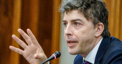 Copertina di “Nessuna guerra al sindacato, ma al governo Meloni che mira a trasformare Taranto in pattumiera d’Europa”: lo sfogo dell’attore Michele Riondino