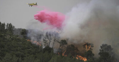 Copertina di Israele, bruciano i boschi intorno a Gerusalemme. Hamas: “Incendiate tutto ciò che è vicino agli insediamenti”