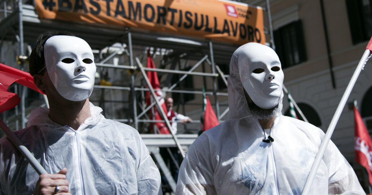 I sanitari che fanno ispezioni sui luoghi di lavoro? Pochi per garantire controlli: “Italia molto al di sotto della media Ue”