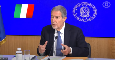 Copertina di Consiglio dei ministri, la conferenza stampa dopo la riunione con i ministri Musumeci e Valditara