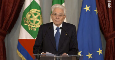 Copertina di Il presidente Sergio Mattarella in visita privata alla tomba di Papa Francesco a Santa Maria Maggiore
