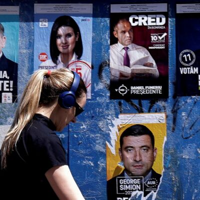 Copertina di Romania al voto: “Simion per vendicare Georgescu”