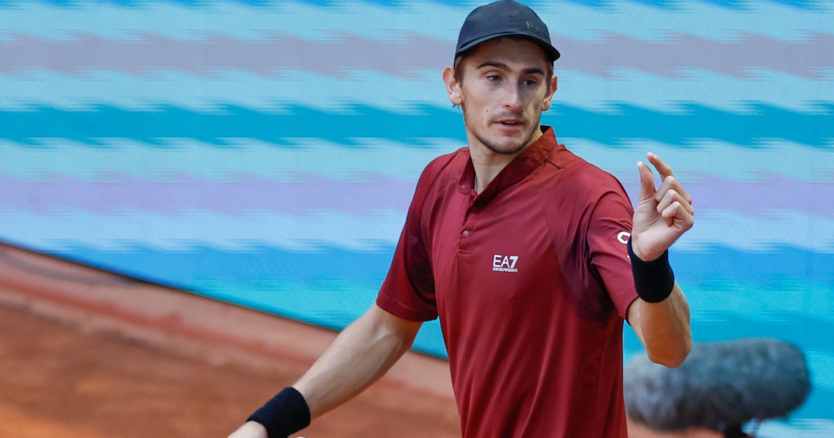 Finisce il sogno di Arnaldi a Madrid, il tennista azzurro strapazzato da Jack Draper Finisce il sogno di Arnaldi a Madrid, il tennista azzurro strapazzato da Jack Draper