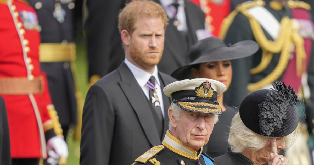 principe Harry da Ilfattoquotidiano.it il principe harry alla bbc mio padre non mi parla più non so quanto gli resti da vivere vorrei riconciliarmi