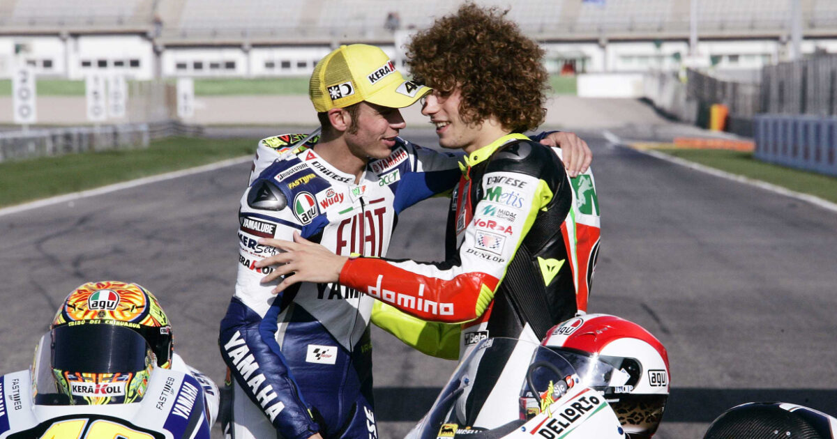 Rossi ricorda da Ilfattoquotidiano.it rossi ricorda simoncelli c erano 22 piloti in pista ma fui proprio io a colpirlo è stato uno shock